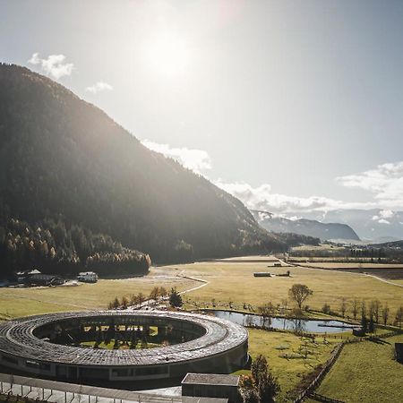 Olm Nature Escape - Eco Aparthotel Campo Tures Exterior photo